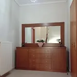 Pinios House *