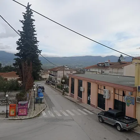 Pinios House