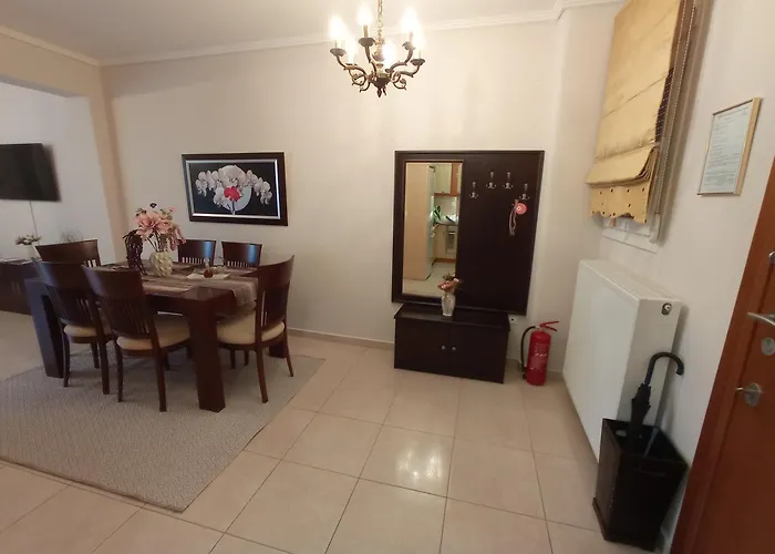 Pinios House